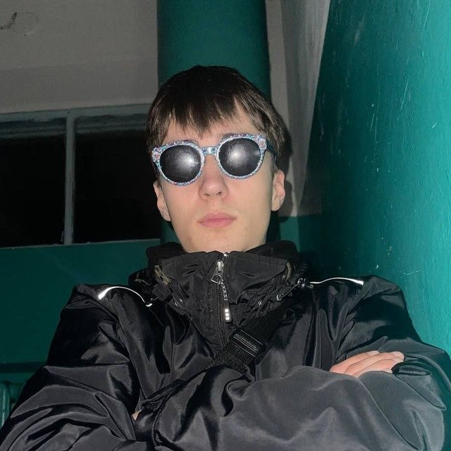 Портрет в очках